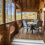 Holiday home Paehkinae By Interhome