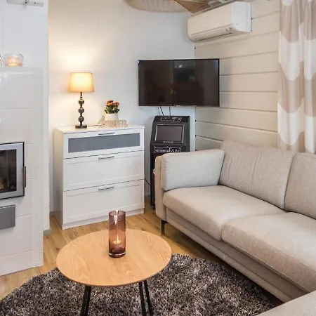 Paehkinae By Interhome クーサモ